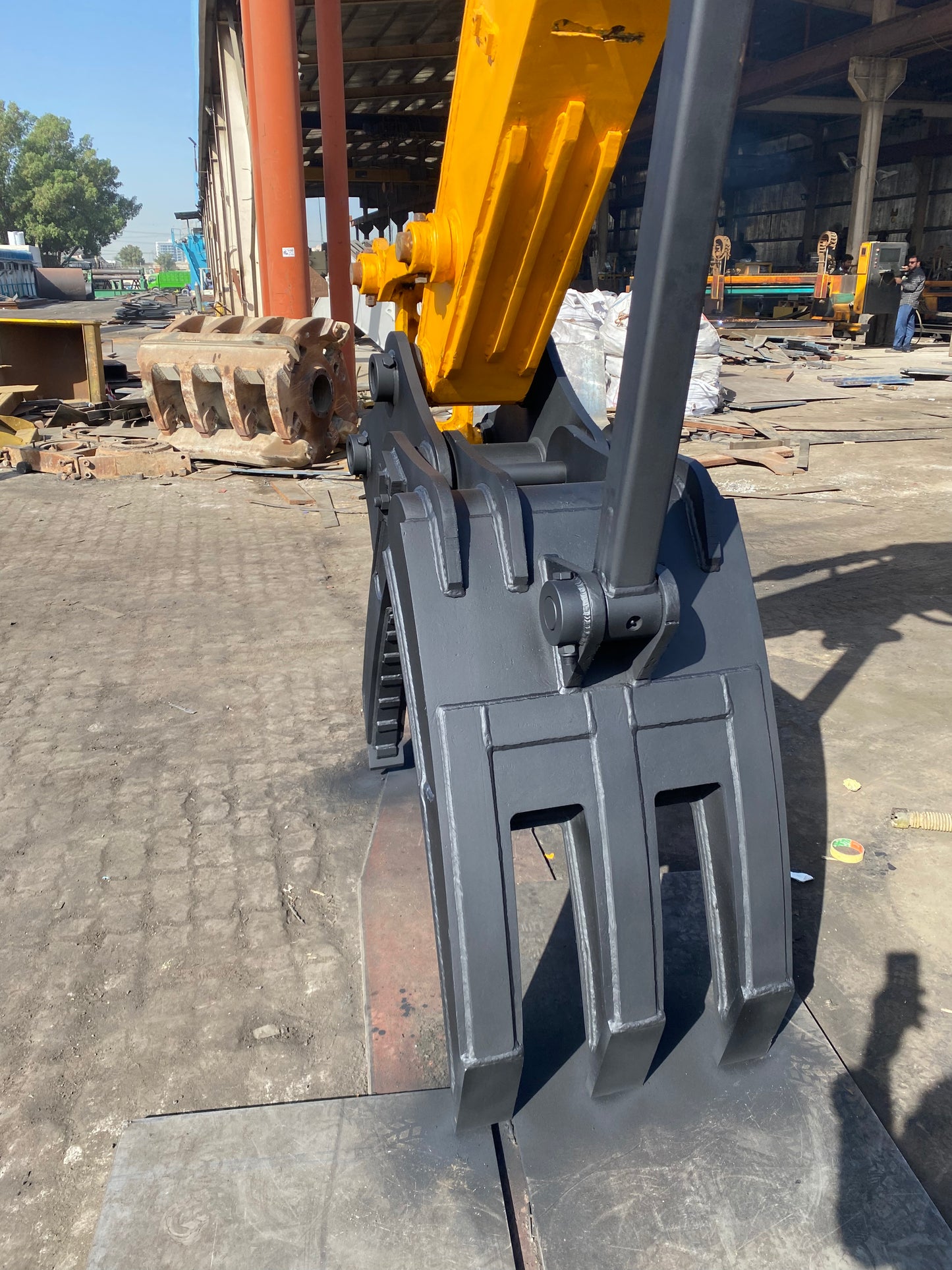 Mechanical Grapple