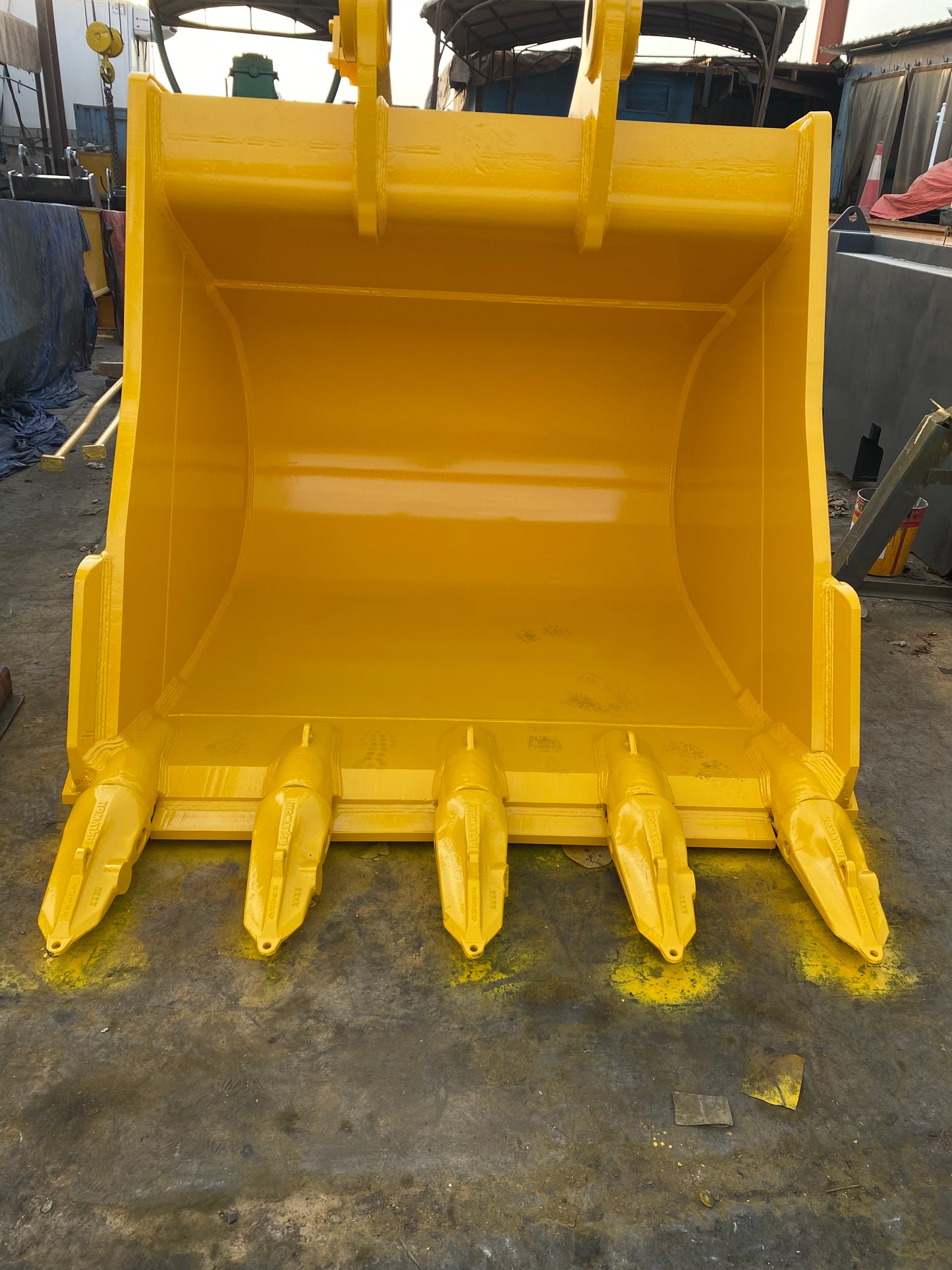 Heavy Duty Bucket