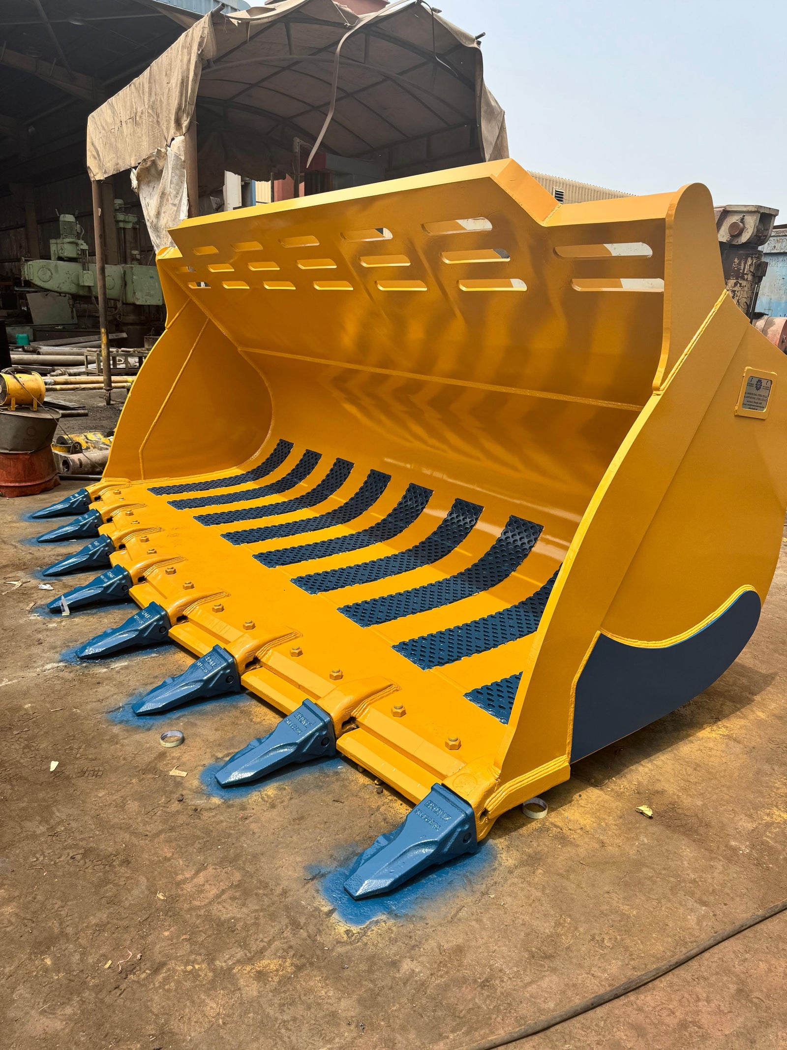 Wheel Loader Bucket