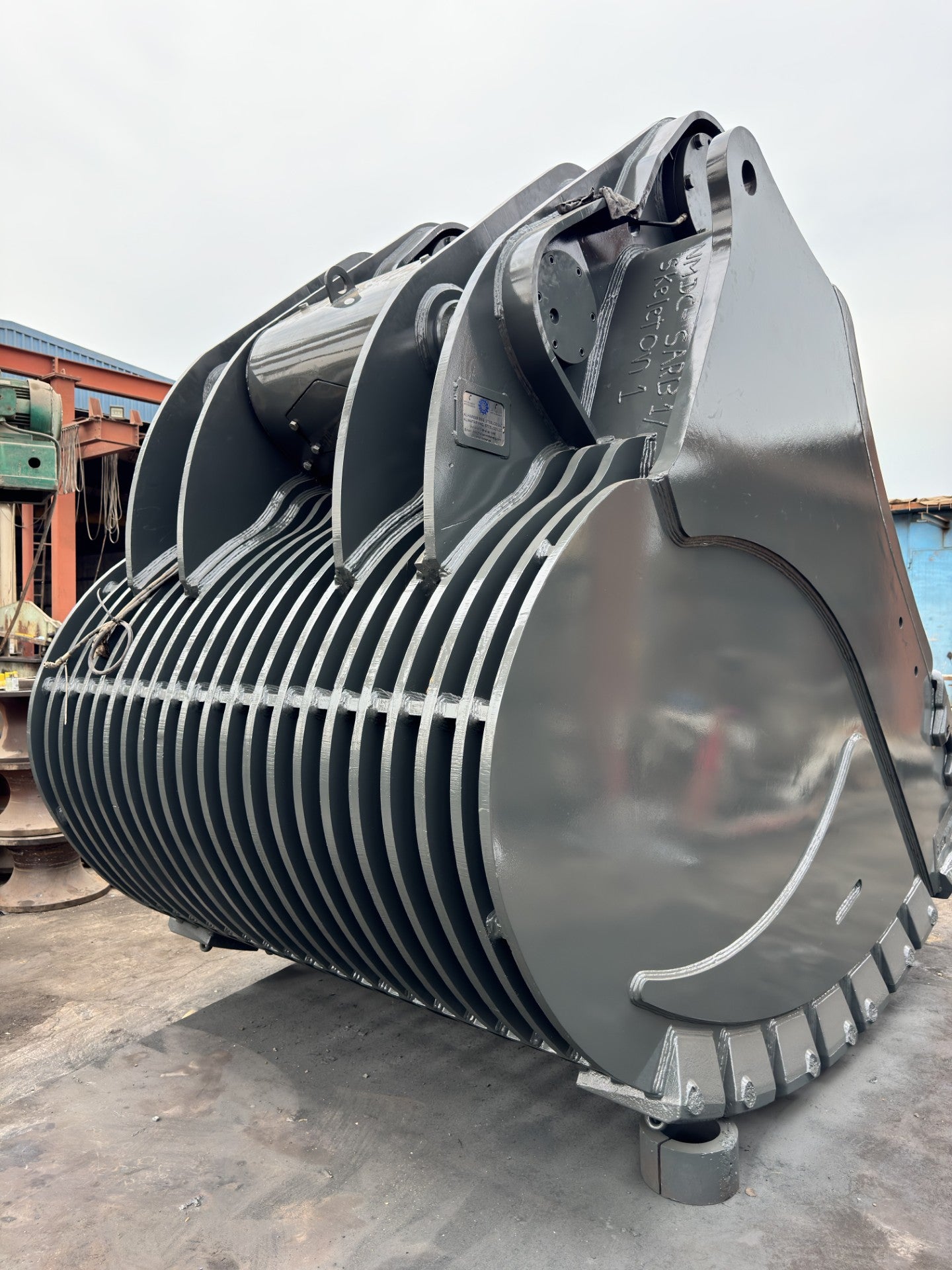 11 C.U.M Skelton Bucket